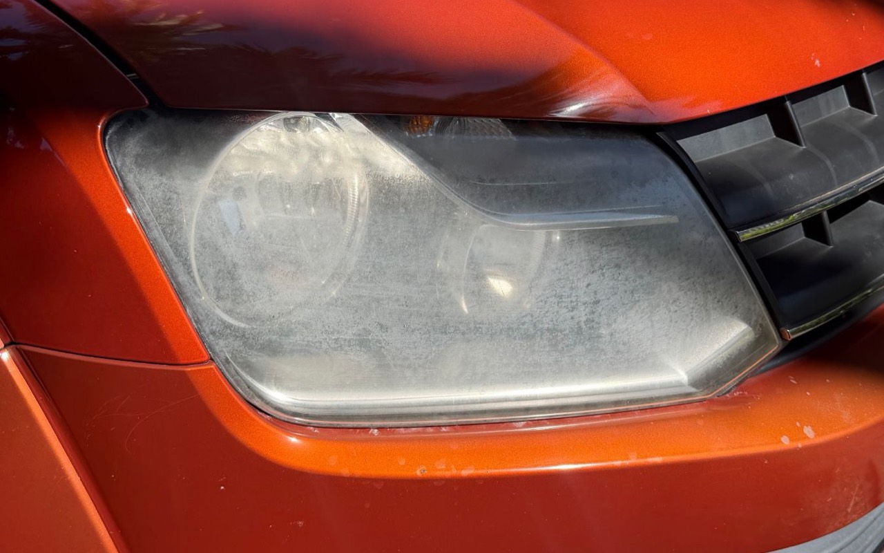 Fogged VW Amarok headlight before restoration